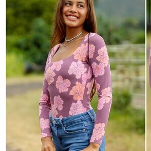 Fighting Eel Paris Bodysuit Romance Summer Hibiscus Ava Sky size Small NWT